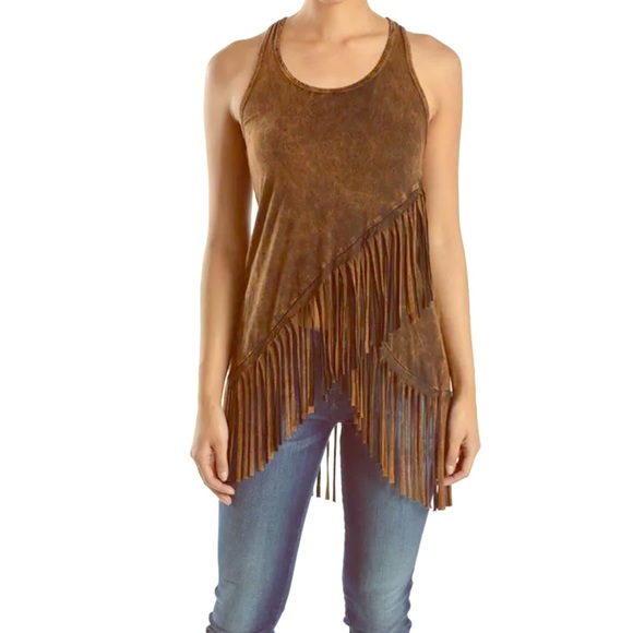 🔥🎉HP🎉Sleeveless Mineral Wash Fringe Tank Top - Picture 2 of 13